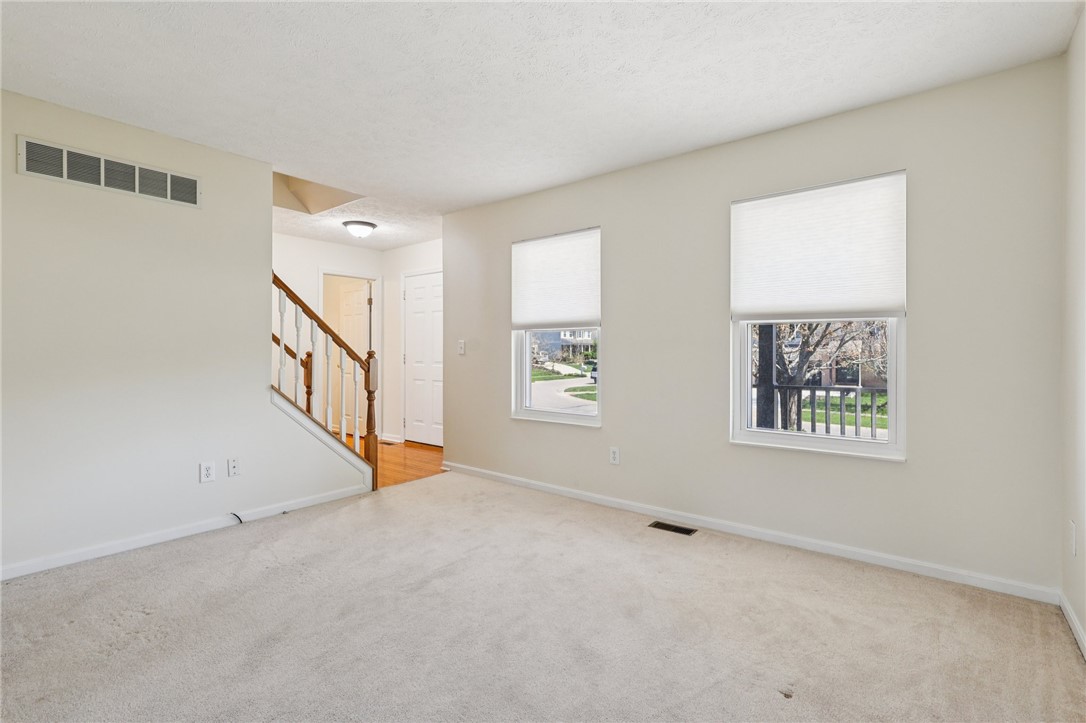 165 Meadows Drive Springboro, OH 45066 - Photo 11 of 58
