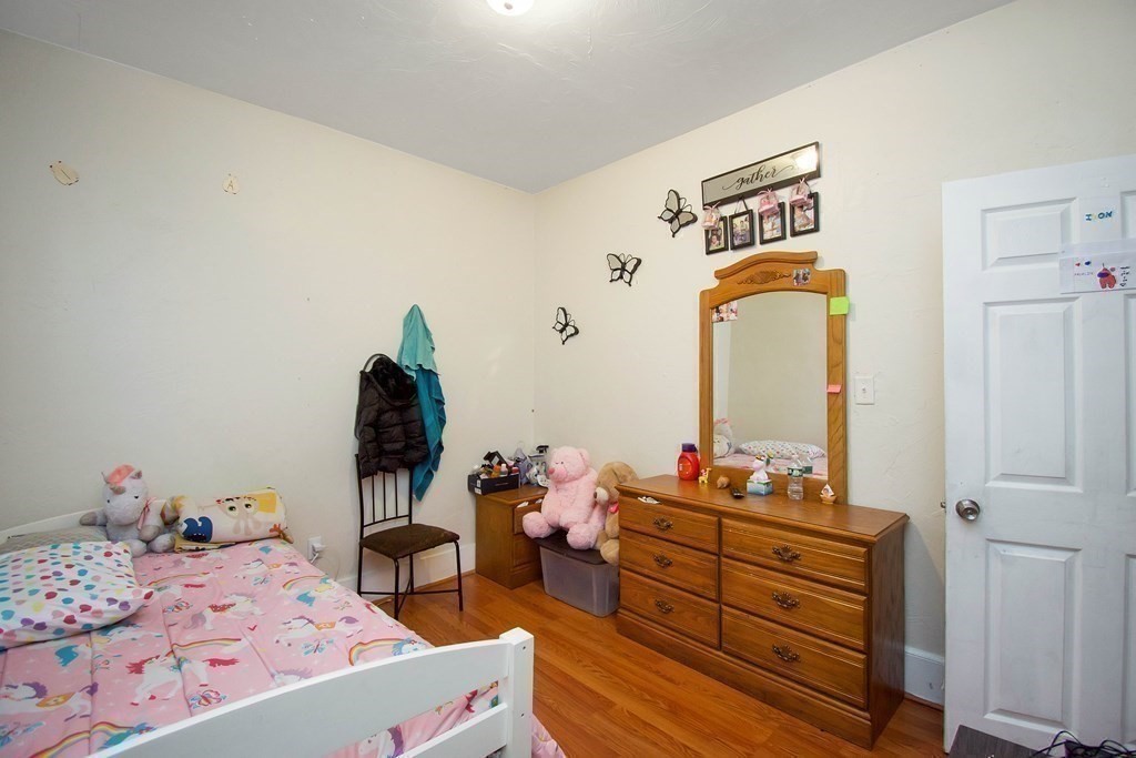 37 Benefit Street Worcester, MA 01610 - Photo 26 of 40