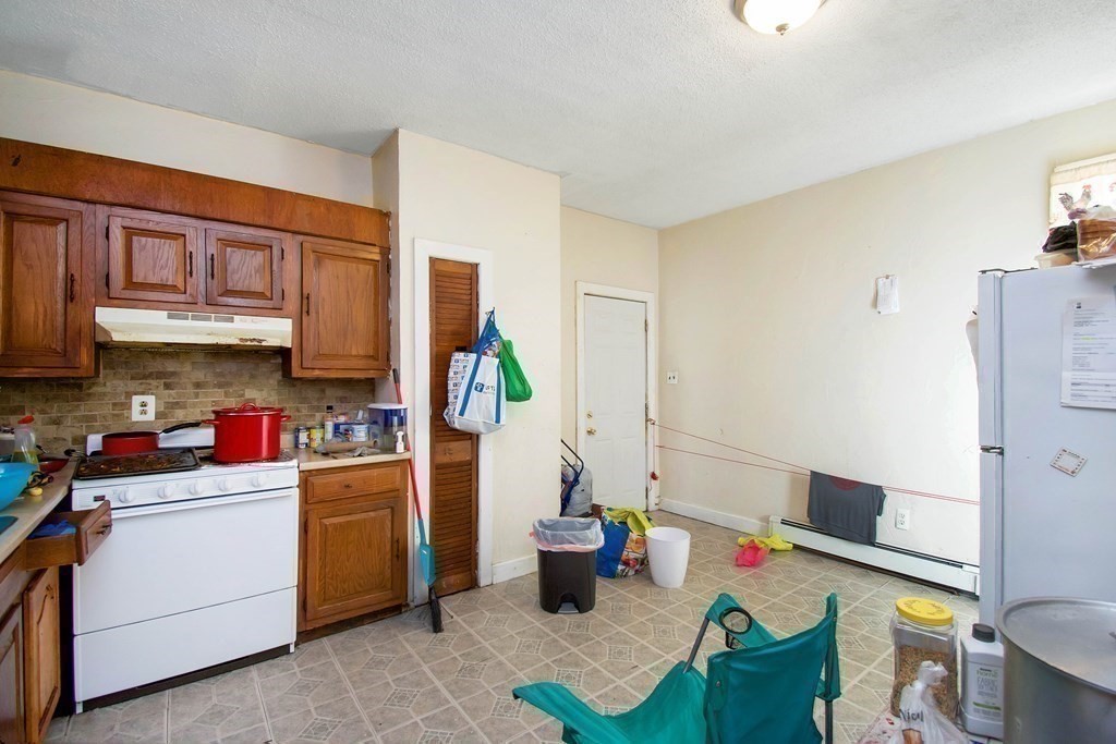 37 Benefit Street Worcester, MA 01610 - Photo 30 of 40