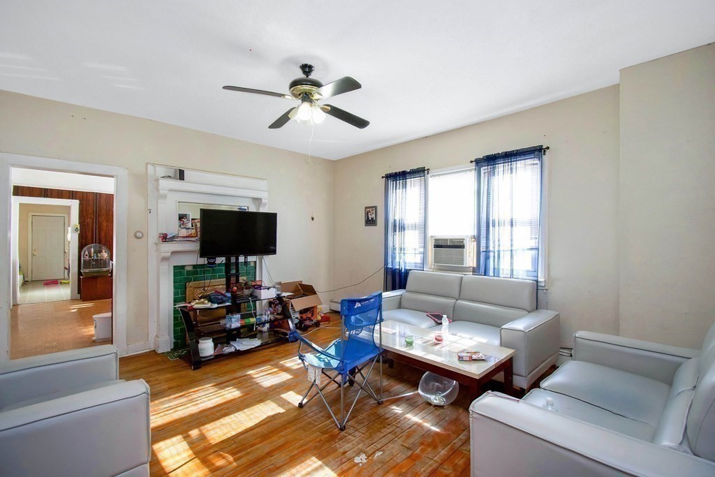 37 Benefit Street Worcester, MA 01610 - Photo 38 of 40