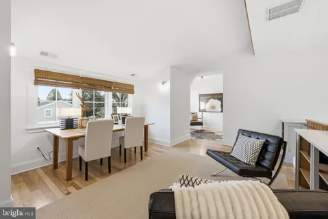 $2,399,000 | 605 Hilltop Terrace, Alexandria, VA 22301