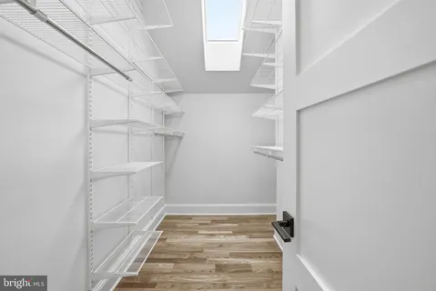 $2,399,000 | 605 Hilltop Terrace, Alexandria, VA 22301