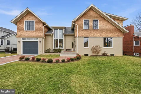 $2,399,000 | 605 Hilltop Terrace, Alexandria, VA 22301