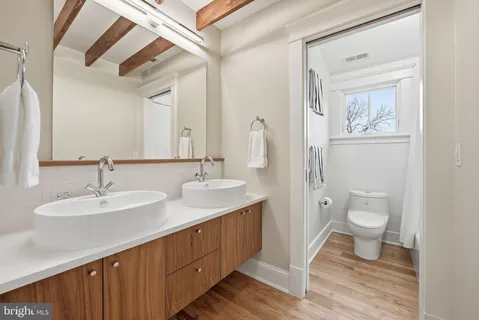 $2,399,000 | 605 Hilltop Terrace, Alexandria, VA 22301