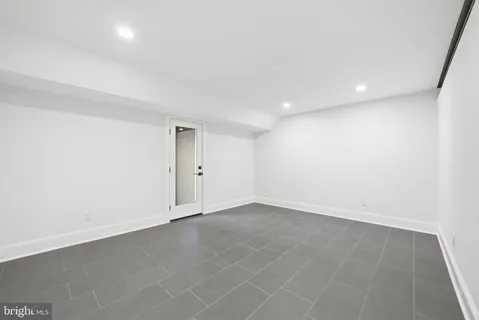 $2,399,000 | 605 Hilltop Terrace, Alexandria, VA 22301