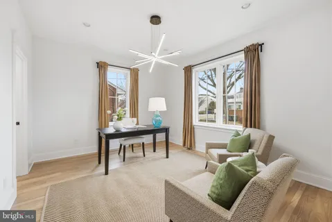 $2,399,000 | 605 Hilltop Terrace, Alexandria, VA 22301