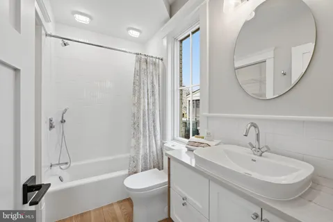 $2,399,000 | 605 Hilltop Terrace, Alexandria, VA 22301