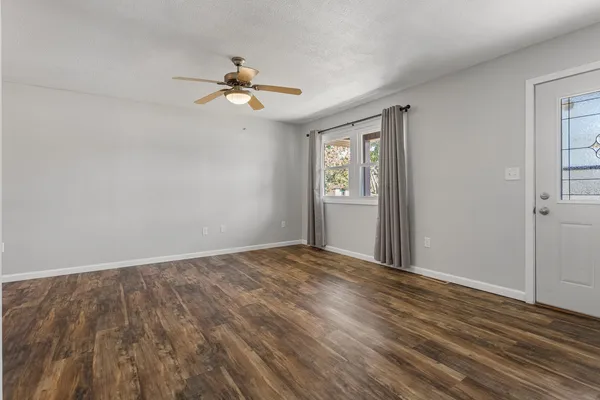 $225,500 | 1201 Robin Road, Mahomet, IL 61853