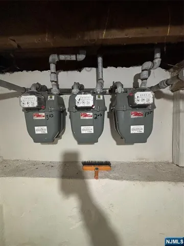 $699,900 | 23 Oak Street, Paterson, NJ 07501