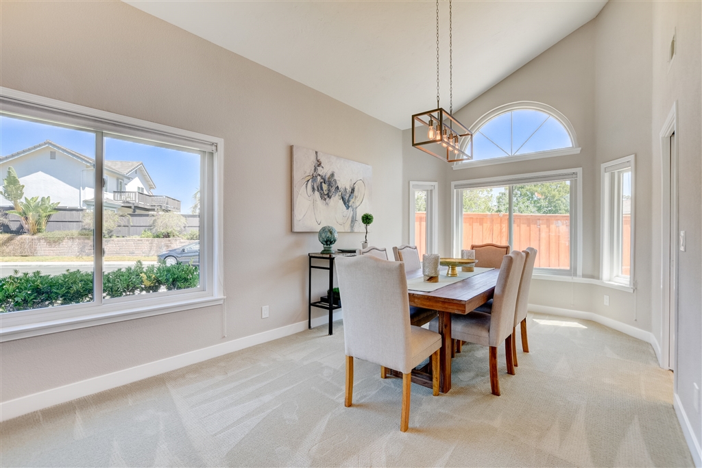 1763 Swallowtail Road Encinitas, CA 92024 - Photo 4 of 25