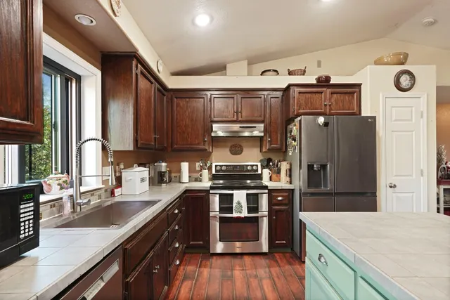 $449,000 | 7505 Baldwin Street, Valley Springs, CA 95252