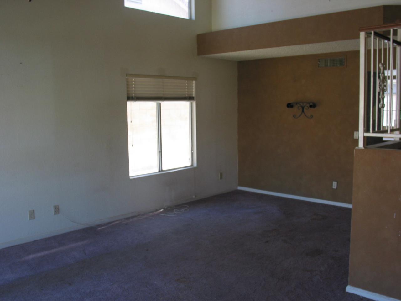431 East Silver Creek Road Gilbert, AZ 85296 - Photo 4 of 6 Living Room