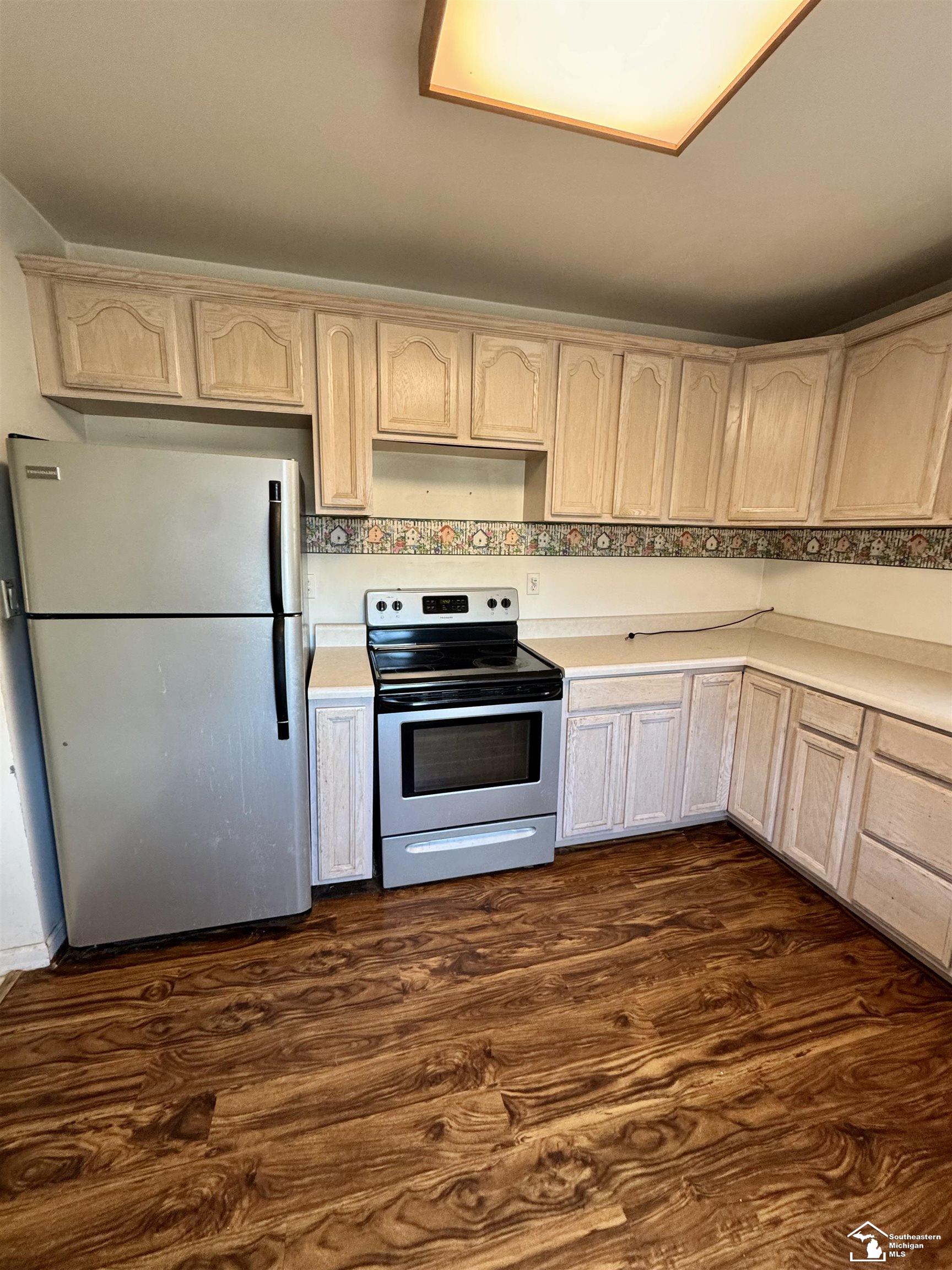 3826 East Erie Road Erie, MI 48133 - Photo 6 of 20 50193231-cacbadee-1911-4171-8106-07caff147a7b.JPG