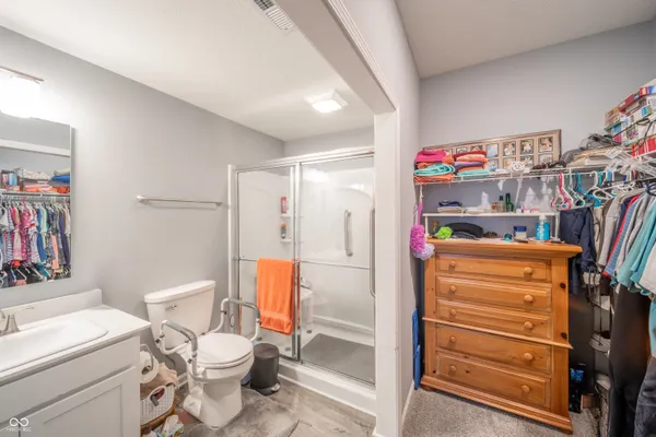 $399,900 | 305 Waterford Lane, Pendleton, IN 46064