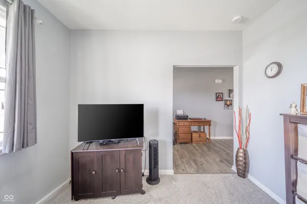 $399,900 | 305 Waterford Lane, Pendleton, IN 46064