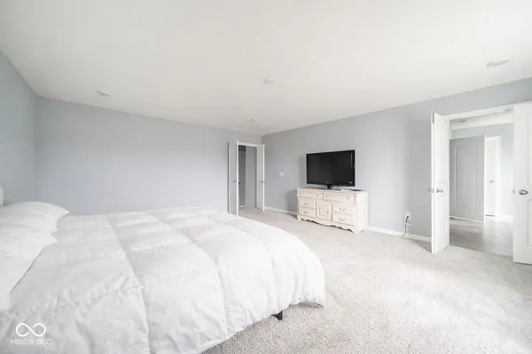 $399,900 | 305 Waterford Lane, Pendleton, IN 46064