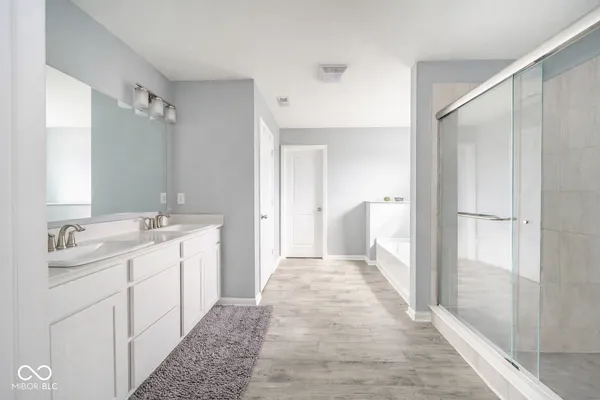 $399,900 | 305 Waterford Lane, Pendleton, IN 46064