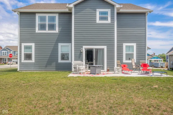 $399,900 | 305 Waterford Lane, Pendleton, IN 46064