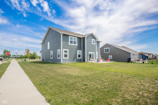 $399,900 | 305 Waterford Lane, Pendleton, IN 46064