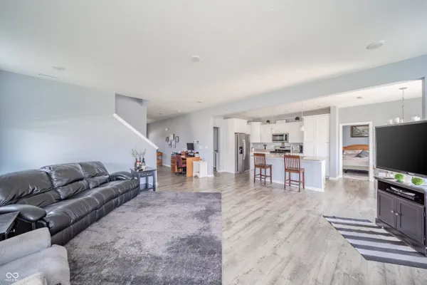 $399,900 | 305 Waterford Lane, Pendleton, IN 46064