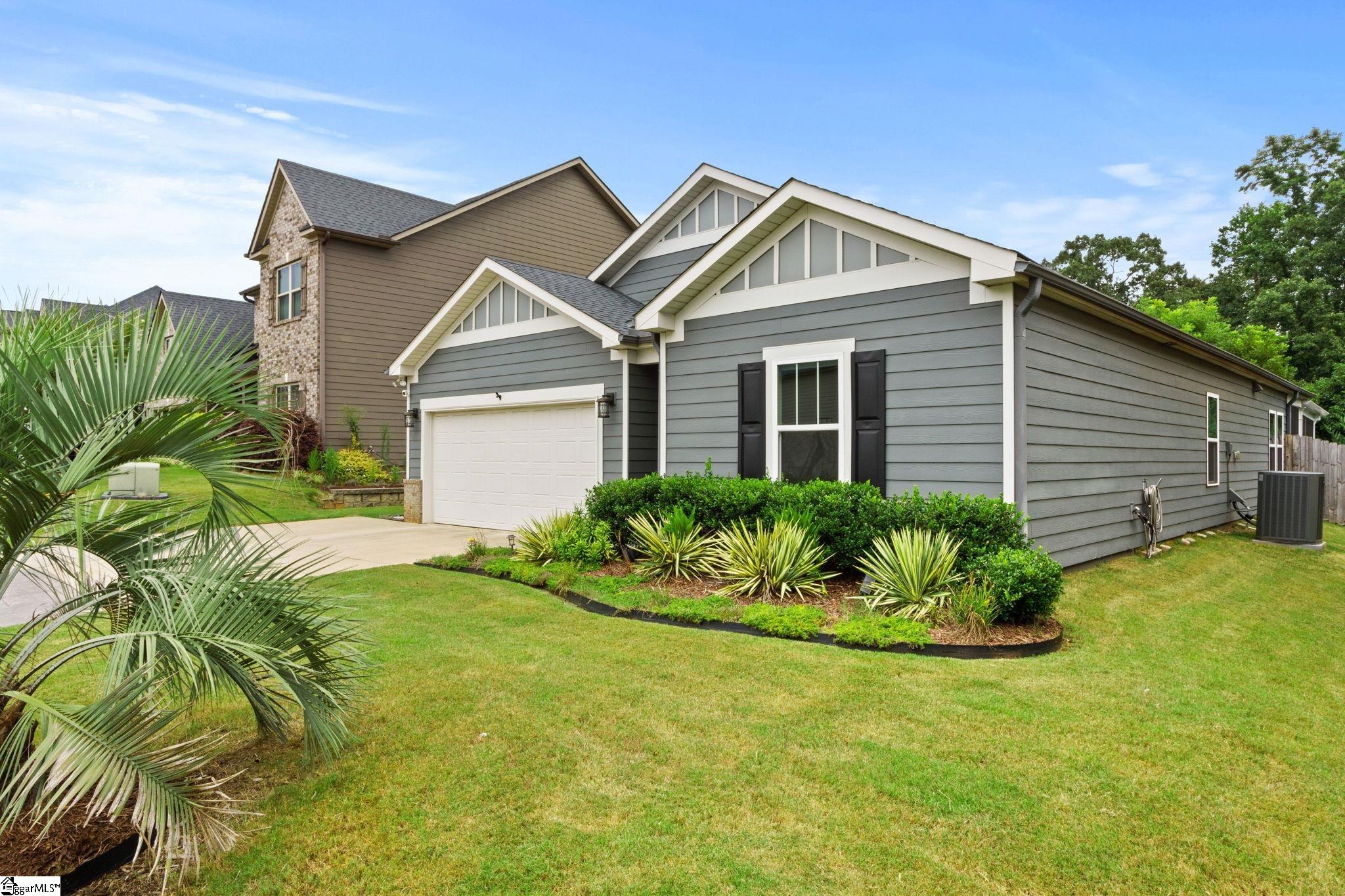 133 Redcroft Drive Greer, SC 29651 - Photo 4 of 45