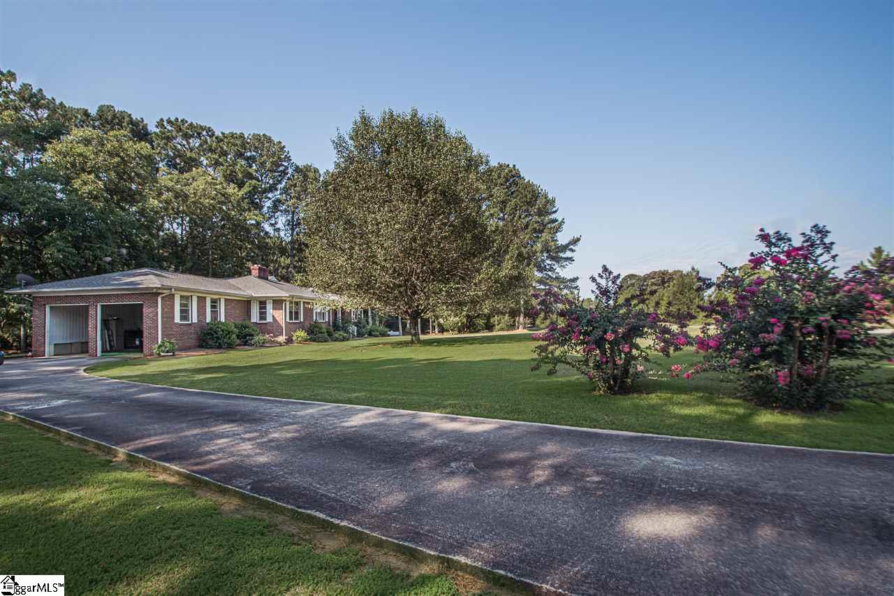 3200 6 And 20 Road Pendleton, SC 29670 - Photo 2 of 36