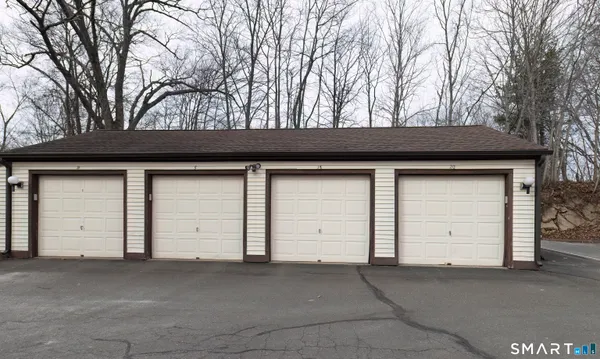$310,000 | 81 Main Street, Unit 15B, Branford, CT 06405