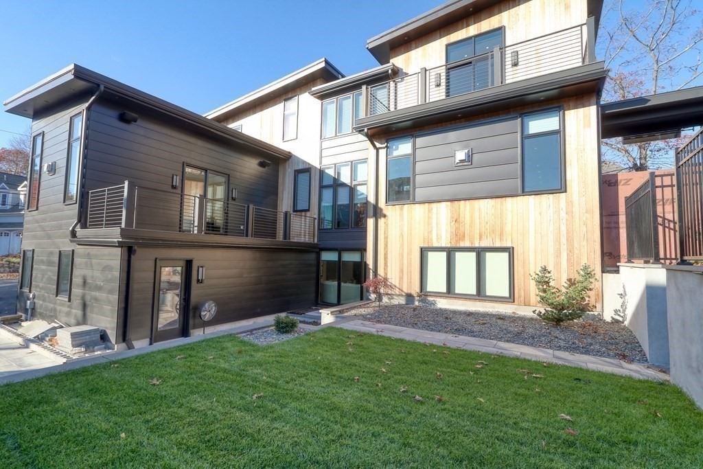 12 Bancroft Street Needham, MA 02492 - Photo 37 of 41