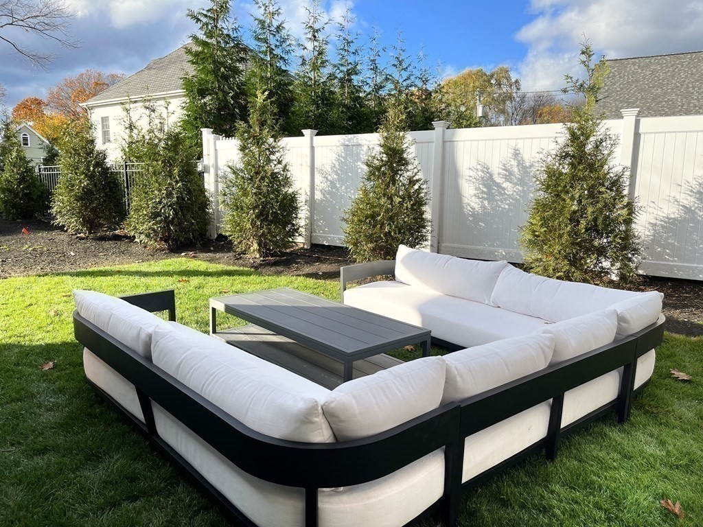 12 Bancroft Street Needham, MA 02492 - Photo 38 of 41