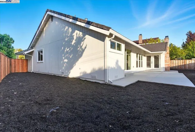 $1,198,888 | 11 Paddock Court, Pleasant Hill, CA 94523