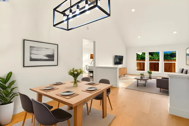 $1,198,888 | 11 Paddock Court, Pleasant Hill, CA 94523