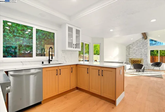 $1,198,888 | 11 Paddock Court, Pleasant Hill, CA 94523