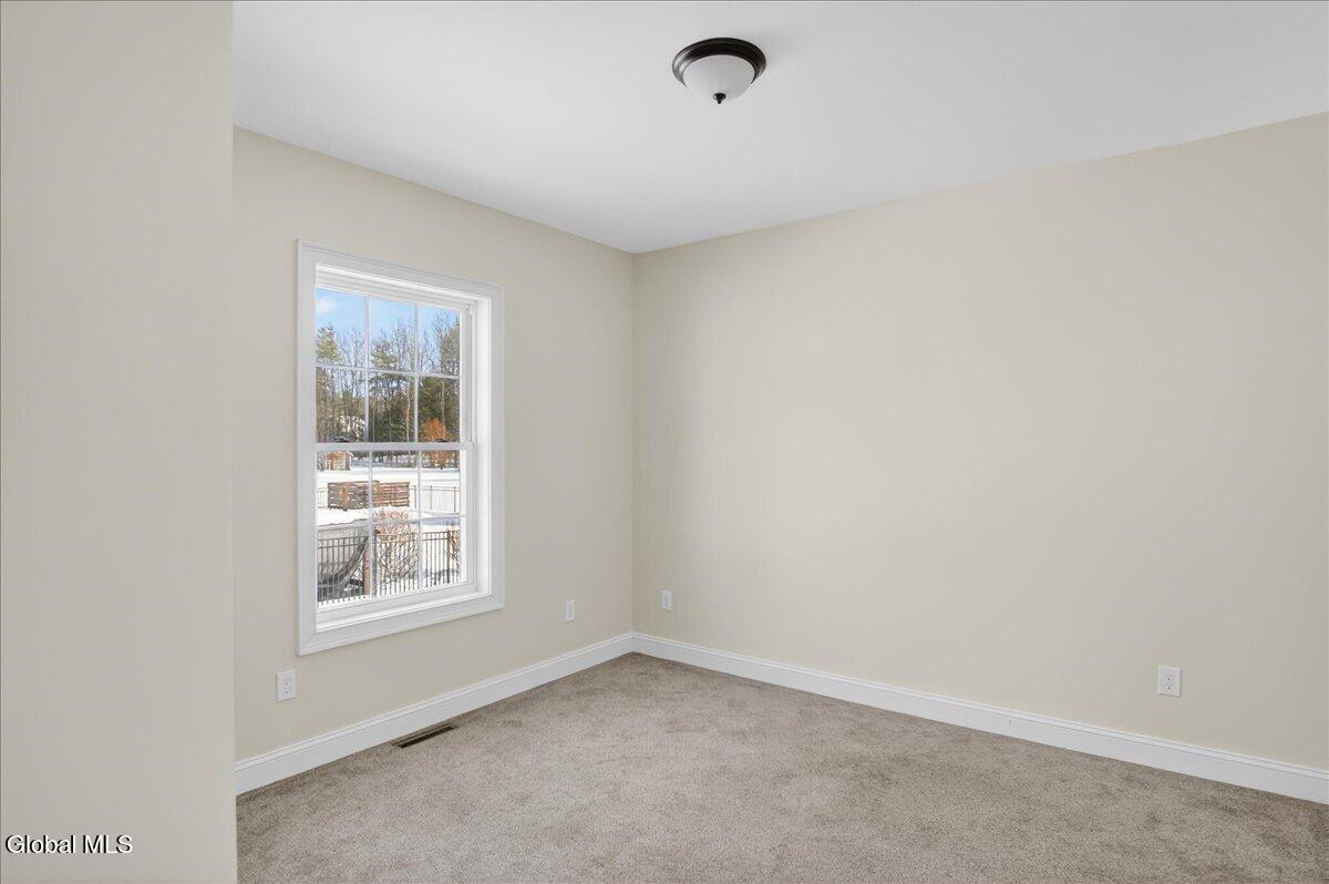 19 Berkeley Way Wilton, NY 12866 - Photo 23 of 42 32-19 BERKLEY-38