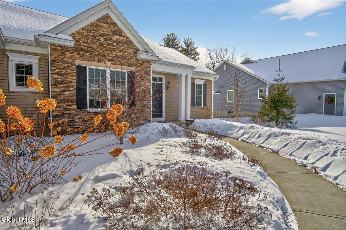 19 Berkeley Way Wilton, NY 12866 - Photo 4 of 42 06-19 BERKLEY-14