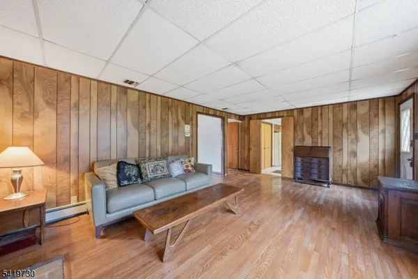 $700,000 | 21 Landing Trail, Denville, NJ 07834