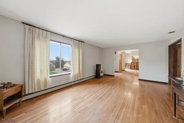 $700,000 | 21 Landing Trail, Denville, NJ 07834