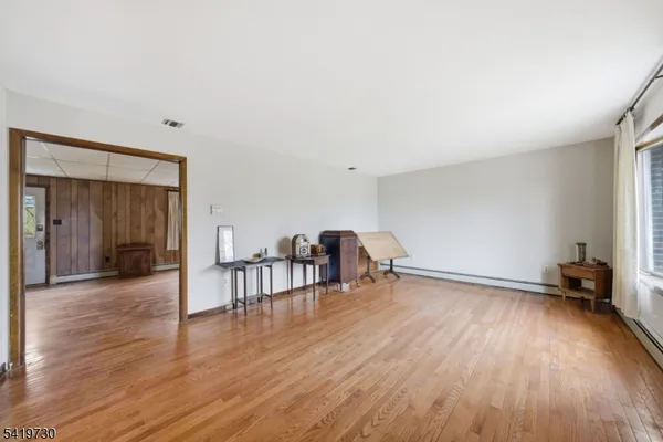 $700,000 | 21 Landing Trail, Denville, NJ 07834