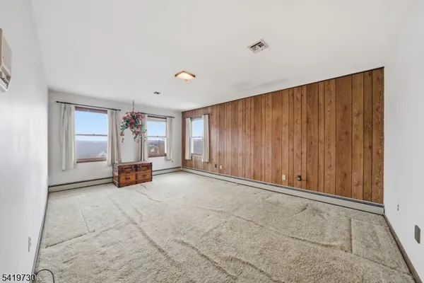 $700,000 | 21 Landing Trail, Denville, NJ 07834