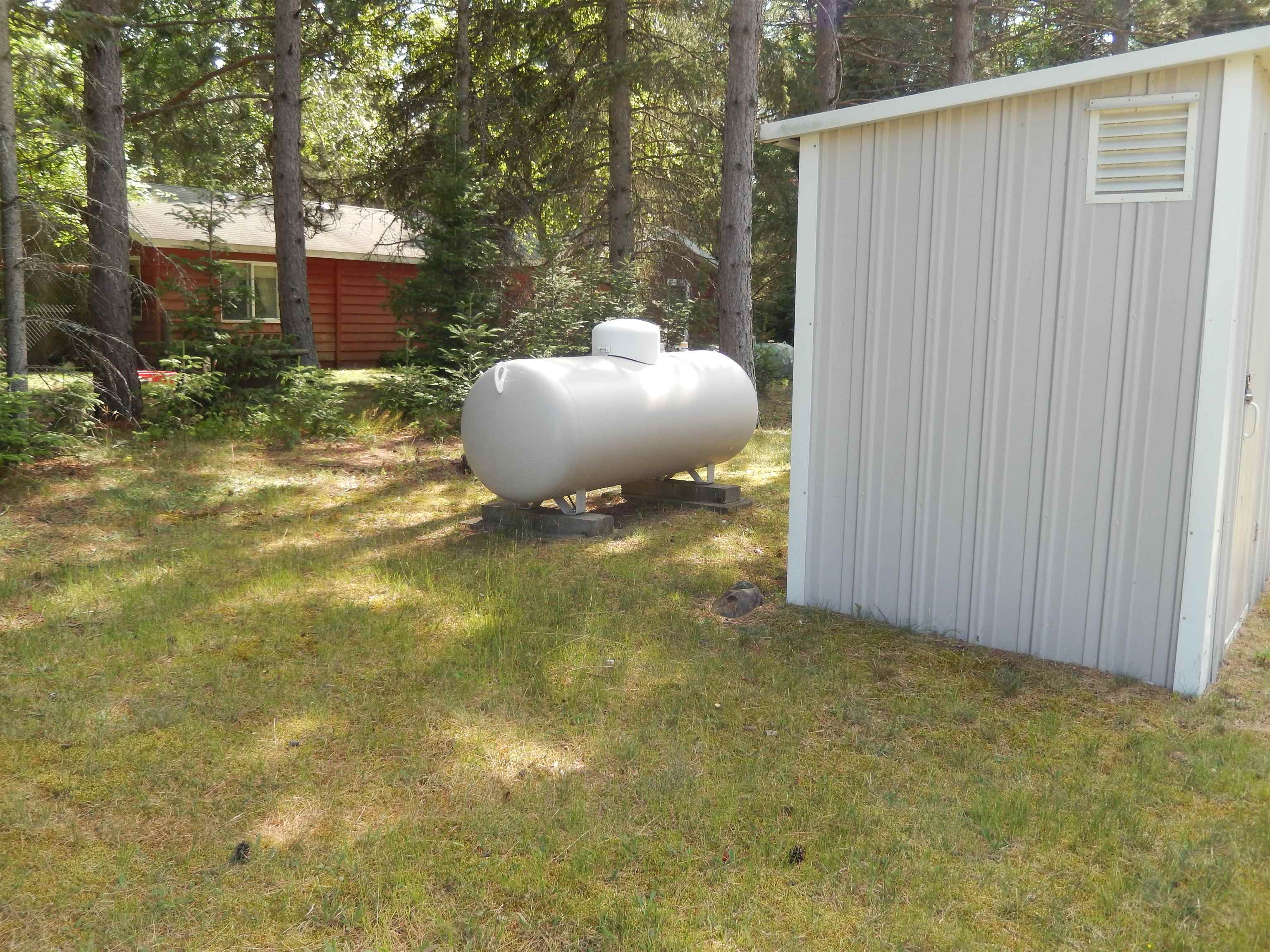 7915 Alvin Road South Branch, MI 48761 - Photo 23 of 28 1903431-22.JPG