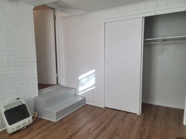 $1,350 | 1320 West Oakwood Street, Tyler, TX 75702