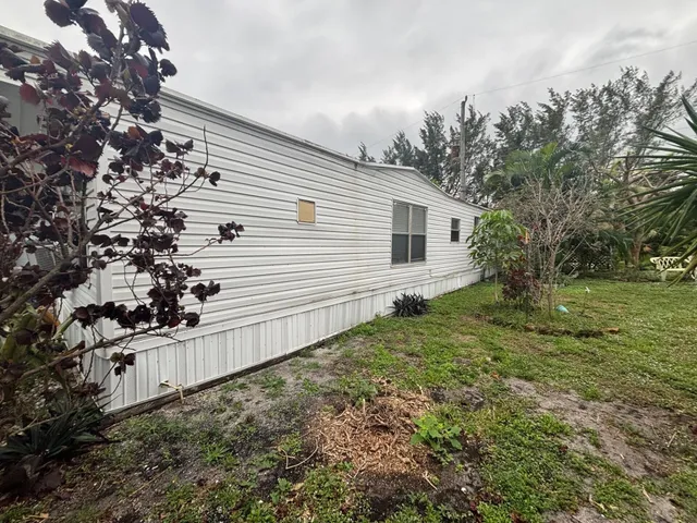 $22,000 | 709 Almond Drive, Lake Worth, FL 33461