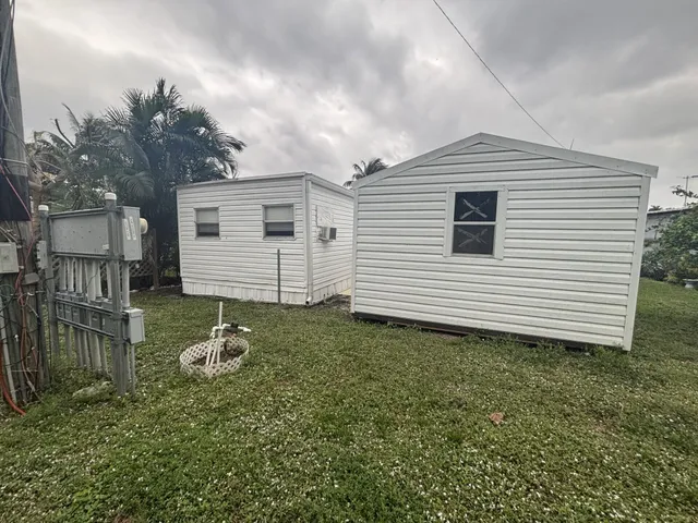 $22,000 | 709 Almond Drive, Lake Worth, FL 33461