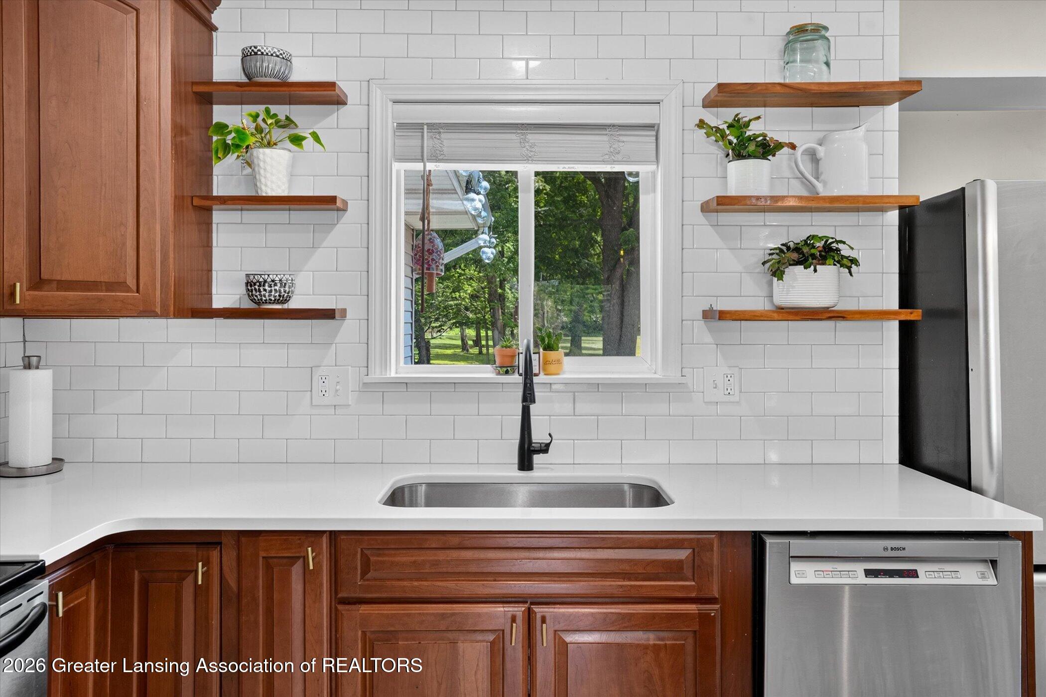 4524 Zimmer Road Williamston, MI 48895 - Photo 17 of 41 18-4524-Zimmer-Rd-WindowStill-Real-Estat