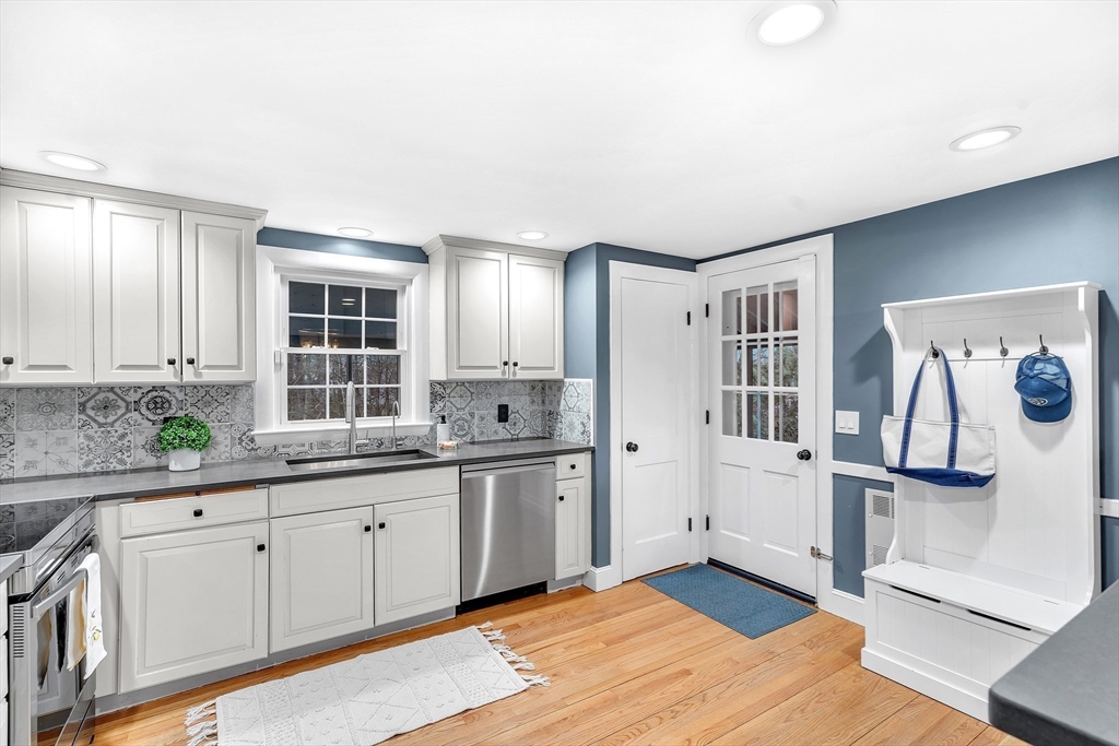 50 Seminole Road Acton, MA 01720 - Photo 10 of 41 Gallery Image 10