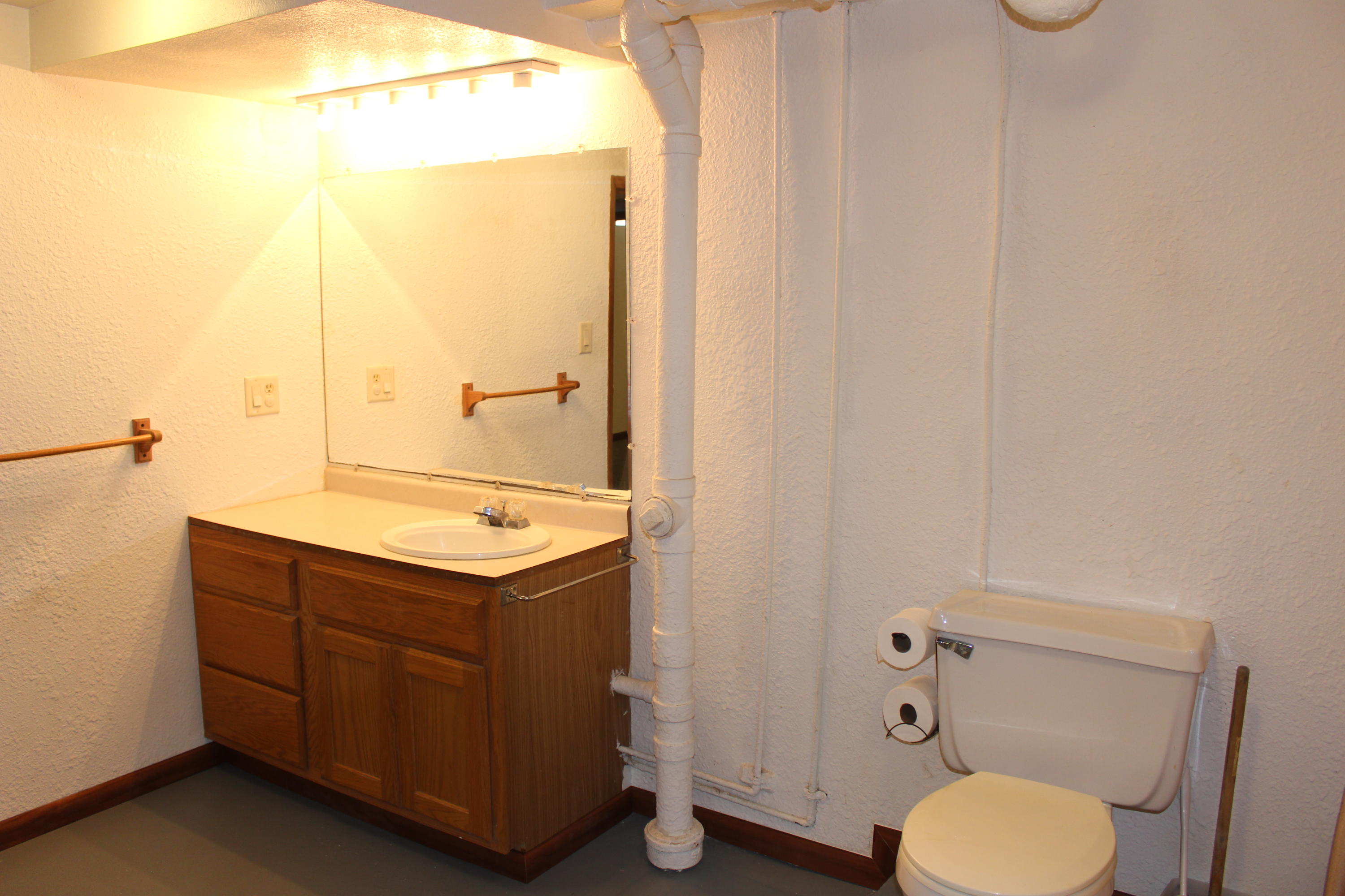338 North Locust Street Carson, IA 51525 - Photo 26 of 34 Gallery Image 26
