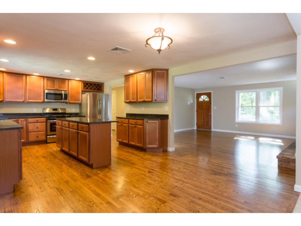 84 Grant Road Newmarket, NH 03857 - Photo 7 of 31 Gallery Image 7