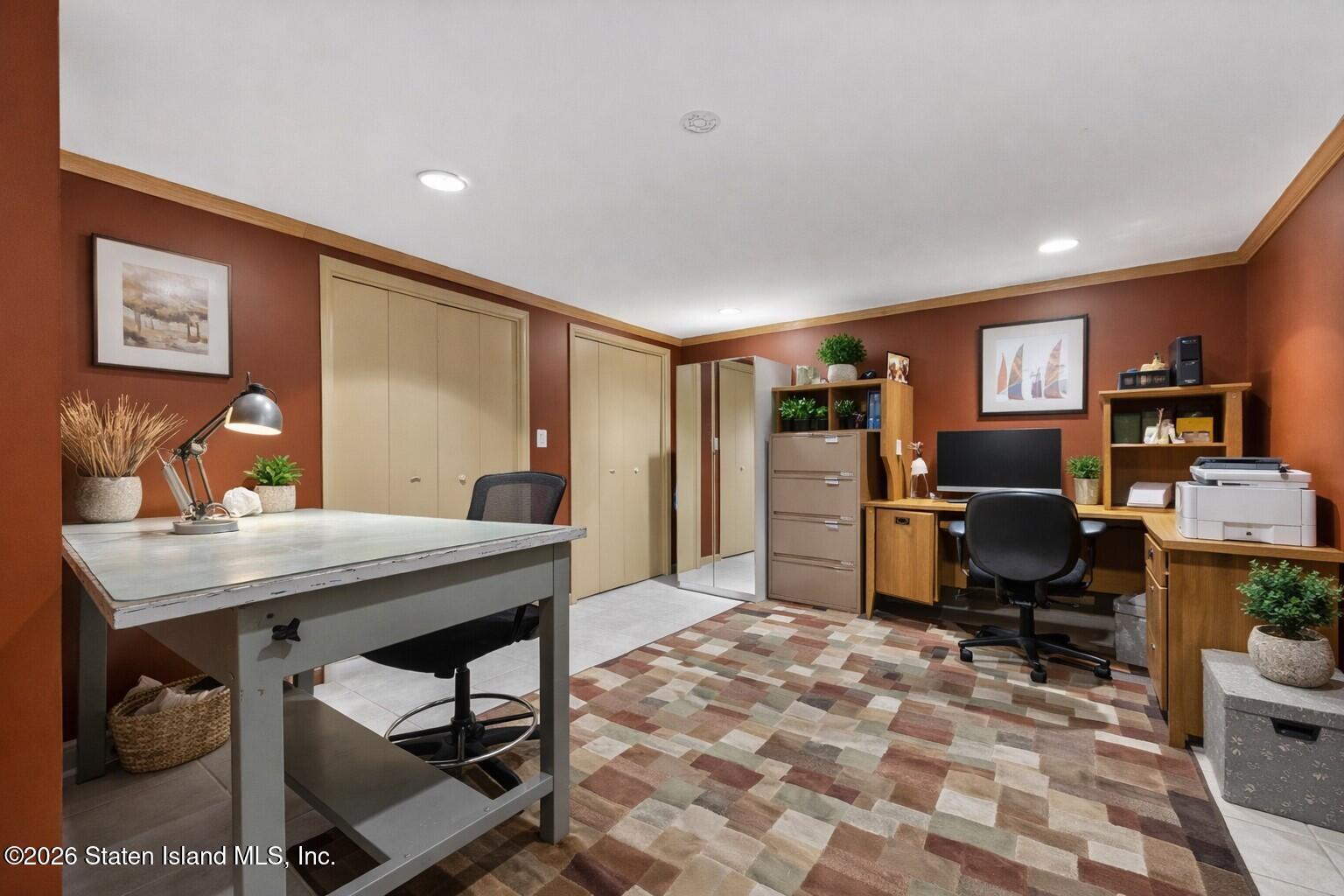 70 Woodvale Loop Staten Island, NY 10309 - Photo 41 of 58 BASEMENT-005_OFFICE_MAID