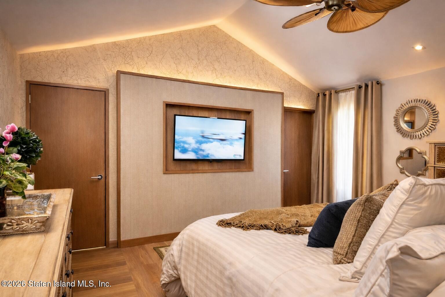 70 Woodvale Loop Staten Island, NY 10309 - Photo 8 of 15 MASTER BEDROOM 1