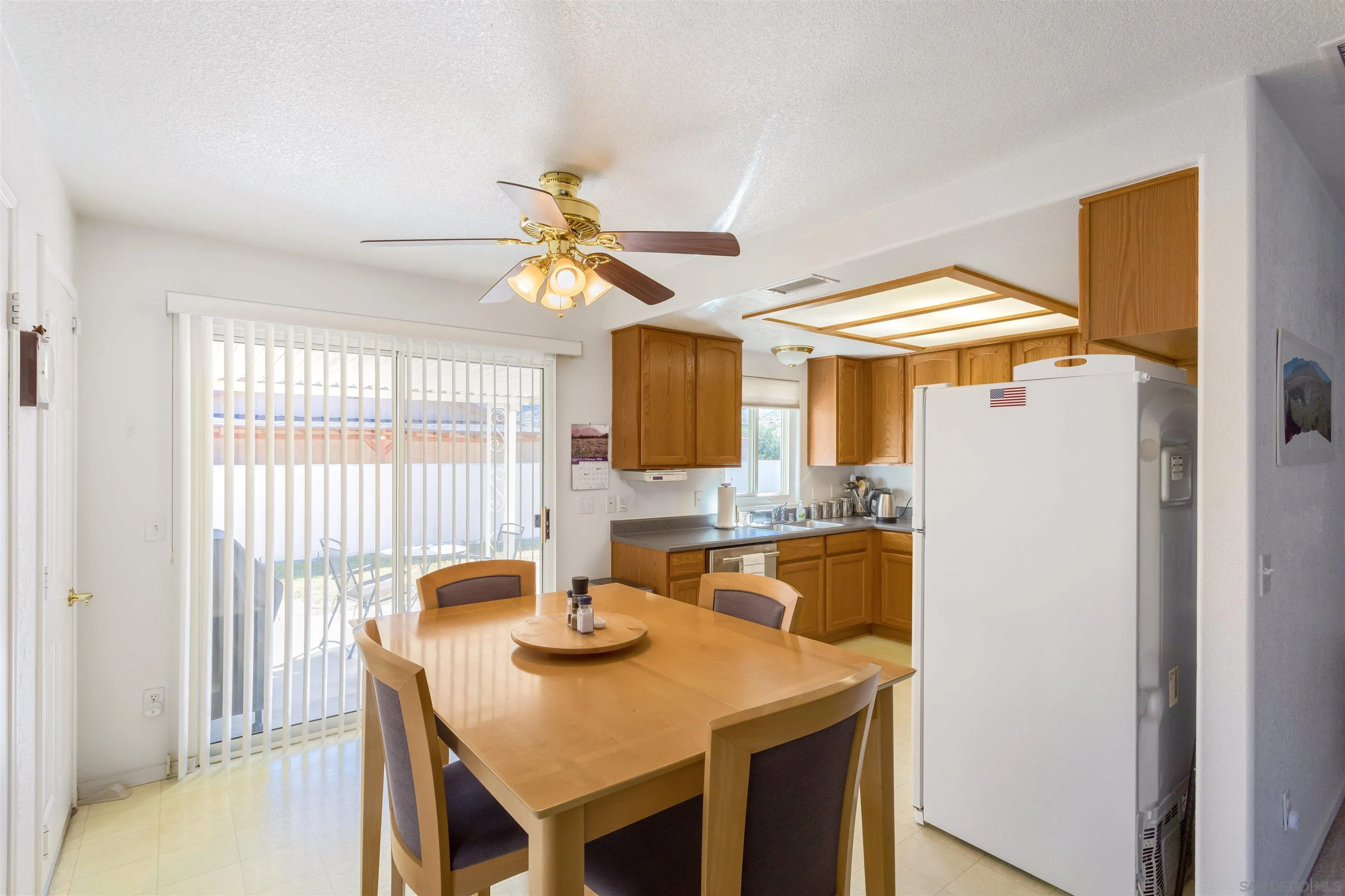 51633 Ida Avenue Cabazon, CA 92230 - Photo 3 of 33