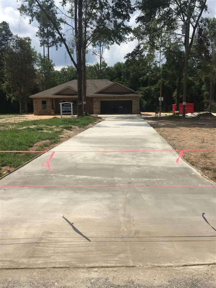7153 Springhill Road Milton, FL 32570 - Photo 36 of 48 PHOTOS OF HOME BUILT AT 7149 SPRINGHILL RD